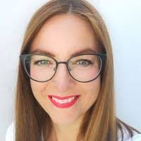 Vera Albrecht's Instagram, Twitter & Facebook