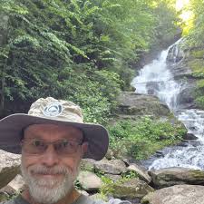 Tom and Misty Hodge (@adventureswithloretta) • Instagram photos and videos