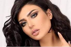وتم طرد أمل العوضي من برنامج المسابقات الذي كانت تقدمه على قناة مملوكة للحكومة، في وقالت موضحة: Ø£Ù…Ù„ Ø§Ù„Ø¹ÙˆØ¶ÙŠ ØªÙƒØ´Ù Ø­Ù‚ÙŠÙ‚Ø© Ø®Ù„Ø§ÙÙ‡Ø§ Ù…Ø¹ Ø§Ù„ÙÙ†Ø§Ù†Ø© Ù‡ÙŠØ§ Ø§Ù„Ø´Ø¹ÙŠØ¨ÙŠ Ø§Ù„ÙˆÙƒÙŠÙ„ Ø§Ù„Ø§Ø®Ø¨Ø§Ø±ÙŠ