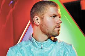 As if being a top DJ isn't enough, he's techy, too