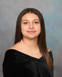 Our second Senior Spotlight today is Jamie Castillo. Jamie has attended  school in Hartford for 13 years. During her time at GCHS, Jamie has been  involved in the following sports/activities/clubs: FFA and