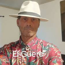 Hi! handsome 😘😘 I don't want your money.. I want your honesty, your  warmth, your time Hi! Old Man. can I say "Hello?💝💝