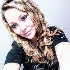 Steffan Woods's Instagram, Twitter & Facebook