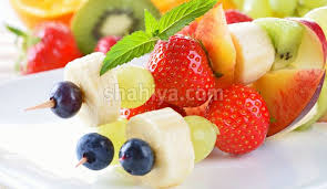 أجمل طرق تقديم الفواكه مدونة شهية Fruit Kebabs Healthy Homemade Snacks Homemade Snacks