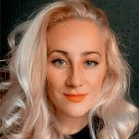 Victoria Norris's Instagram, Twitter & Facebook