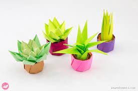 Check spelling or type a new query. 27 Modern Cool Origami Tutorials