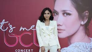 Dena rachman lahir dengan nama renaldy denada rachman di jakarta pada tanggal 30 agustus 1987. Dena Rachman Masih Ada Yang Nonjol Publicanews Wajah