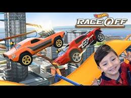 Los juegos de hot wheels no se diferencian mucho, espiritualmente hablando, de los juguetes. Hot Wheels Race Off Coches Increibles Sobre Pista Hot Wheels Juegos Android Para Ninos Youtube Hot Wheels Carreras Divertidas Carreras