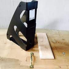 100均リメイク ファイルスタンドをかっこよくリメイクしてごちゃごちゃした雑誌を隠しちゃおう limia リミア インテリア 収納 100均 リメイク 100均