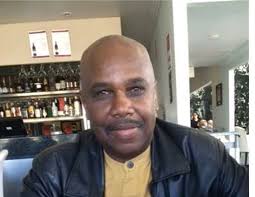 HUNT MCCAULEY May 1, 1934 ~ June 11, 2018 Hunt McCauley, DVM, died at home  in my arms