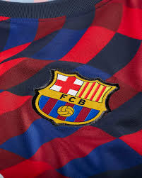 All news about the team, ticket sales, member services, supporters club services and information about barça and the club. F C Barcelona Men S Short Sleeve Football Top Nike Ae