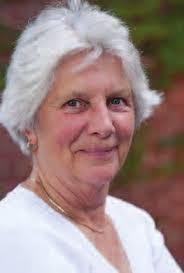 Anna Twitchell's Instagram, Twitter & Facebook