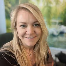 Elissa Wall (@elissa.wall) • Instagram photos and videos