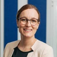 Nina Schnell's Instagram, Twitter & Facebook