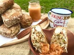 Kerok bagian tengahnya hingga membentuk cekungan. Tahu Isi Bihun Telur Kornet Stuffed Tofu With Vermicelli Egg Corned Beef Florence S Home Cooking