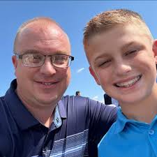 Where to purchase two 32 gallon trash cans, one blue for recycling, in  Downtown York, PA?