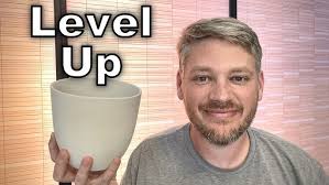 Creating Handpainted Porcelain Lamps in Jingdezhen China 3