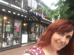 The bookshop around the corner: June 2017