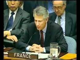 Ce document est un discours de dominique de villepin qui était le ministre des affaires étrangères de la france entre 2002 et 2004 dont il était proche onu : Discours De Villepin A L Onu Contre La Guerre En Irak Youtube