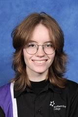 collegewide Heidi Tillson (Year 12) marks the first-ever Northern Bay  College student to be shortlisted for Top Arts. Top Arts exhibits the best  art pieces from students across the State, judged by