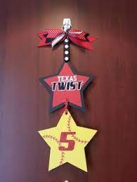 Check spelling or type a new query. Found On Bing From Www Pinterest Com Softball Crafts Softball Decorations Locker Decorations