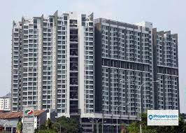 The building is surrounded by greenery. Univ 360 Place Serviced Residence 2 1 Bedrooms For Sale In Seri Kembangan Selangor Iproperty Com My