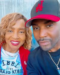 Ari Fletcher says when she reaches 500k followers she'll release her  BabyBoo Challenge. 👀🤯