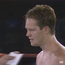 Before Freddie Roach became one of the greatest trainers of all time 😱⤵️