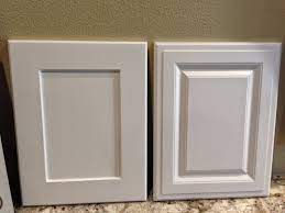 Shaker Style Kitchen Cabinets Vs Raised Kitchen Cabinets Shaker Style Cabinets Shaker Style Kitchen Cabinets Kitchen Styling