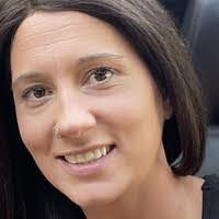 Lisa Etherton's Instagram, Twitter & Facebook