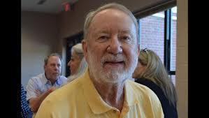 Baseball players receive championship rings 50 years later