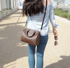 Louis Vuitton Speedy Bandouliere 25 Review Louis Vuitton Handbags Speedy French Handbags Louis Vuitton Speedy Bandouliere