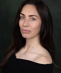 Julia Goulding, Shona