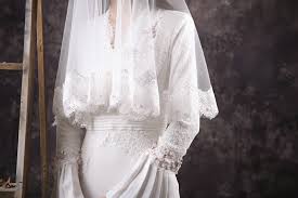 Hi, harini kite nak kongsikan veil nikah yang bemotifkan garden flower. Ayna Anya Jovian White Bridal Rtw Collection Launch Bangsar Kl