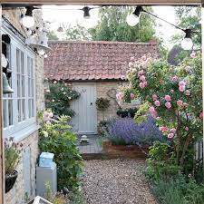 Frugal creations featuring recycled and repurposed items from wood, metal, glass, plus dollar store and thrift shop finds. Best Diy Cottage Garden Ideas From Pinterest 13 French Cottage Garden Small Cottage Garden Ideas Country Garden Decor