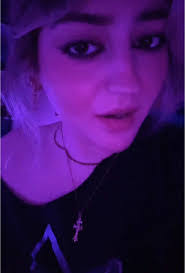 Sofia Shafer's Instagram, Twitter & Facebook