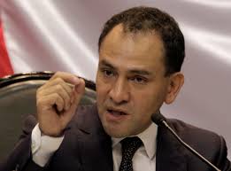 Mexico defends budget plans as growth forecast comes under fire