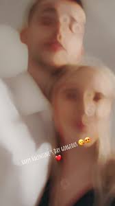 Happy valentines to my beautiful lady, thanks for being you 😜 I love you  baby 💙💙@emily whitehead