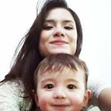 Stream Caroline Garrett music