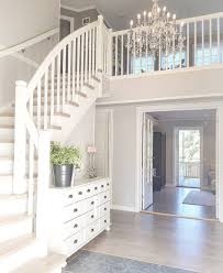 bild konnte enthalten innenbereich haus innenarchitektur treppe haus haus innenraume