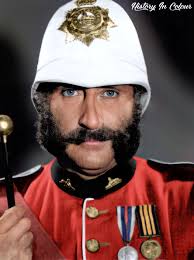 Nigel Green as Colour Sergeant Frank Bourne