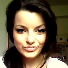 Leandra Smith (@RegardsLeaSmith)