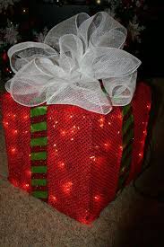 How To Make A Lighted Christmas Box Decoration Christmas Boxes Decoration Decorating With Christmas Lights Christmas Box