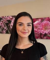 Taylor Lashua's Instagram, Twitter & Facebook