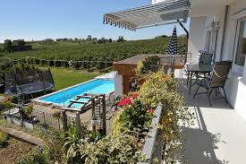 Genießen sie den urlaub in einer ferienwohnung am bodensee. Ferienhaus Ferienwohnung Bodensee Mit Grillplatz Mit Pool Urlaub 2021 2022 Bodenseeurlaub Direkt Am See