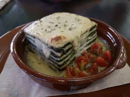 Un mélange entre les lasagnes et la tartiflette ! Restaurante El Jardin Almeria Review Good Place Good Food By Fabiengarcia Happycow
