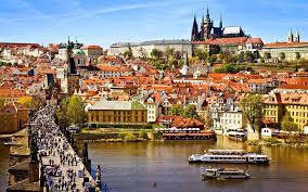 Hotelul este situat pe bulevardul principal din praga, wenceslas square, la 1 km de podul charles, la 800 m de piata veche a orasului si de primarie, la 300 m de opera, la 200 m de magazine. Praga Dresda Karlovy Vary