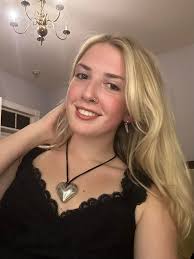 hi my name is leah i'm 16 looking to be a nanny in hampton va