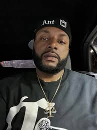 What's up world im Anthony, 39 yrs old from North Carolina fwm😉