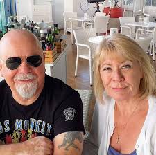 Hi , new to the group and new to VW's have a 2015 t5.1 2ltr and was  wondering if anyone could answer my question , will a aftermarket head unit  still work